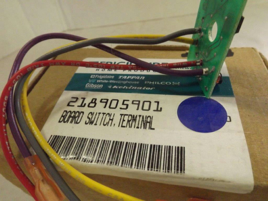 FRIGIDAIRE TAPPAN REFRIGERATOR 218905901 TERMINAL BOARD SWITCH NEW FRIGIDAIRE TAPPAN REFRIGERATOR 218905901 TERMINAL BOARD SWITCH NEW